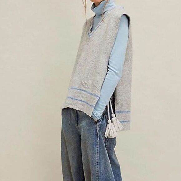 Free People All Star Striped Poncho-Grey NWOT - Picture 1 of 4